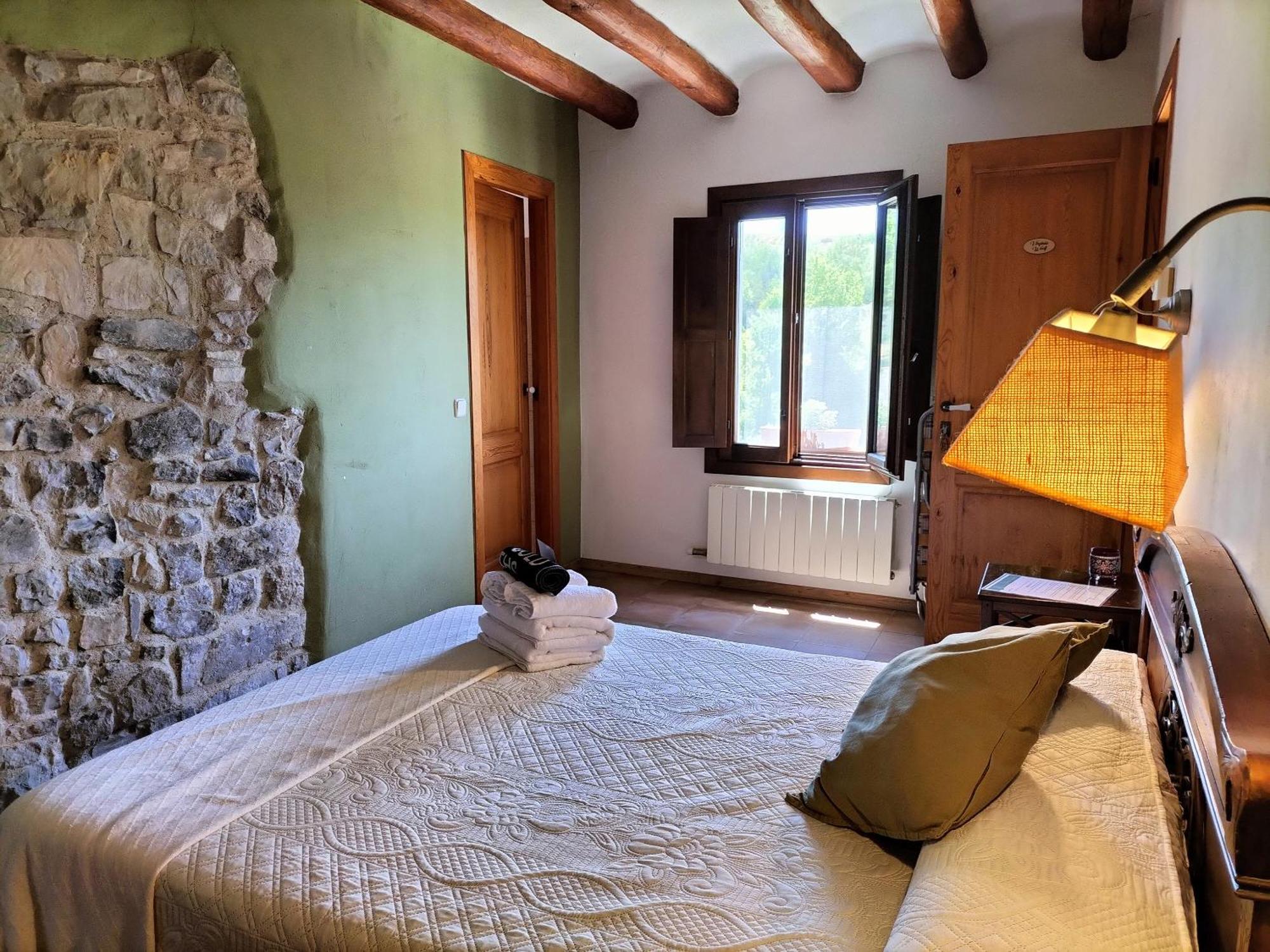 Casa Miret Guest House Vallvert de Queralt ภายนอก รูปภาพ